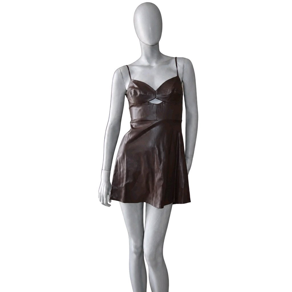 Vestido polipiel bershka