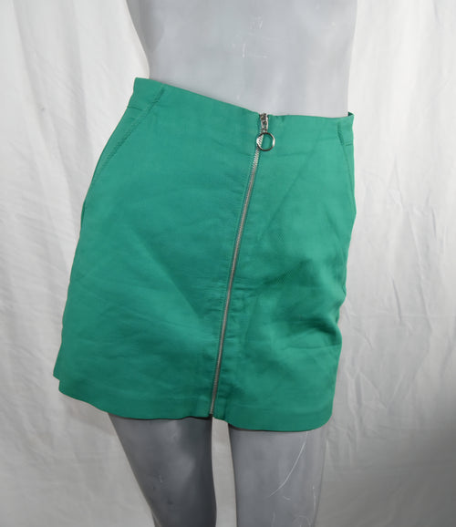 Mini falda verde cremallera Zara